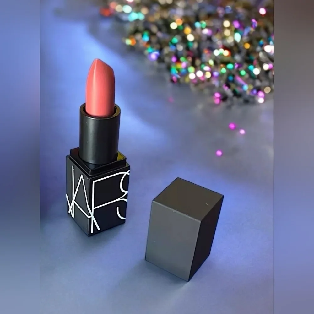 NWOT | NARS | Tolède Lipstick | 2913D Satin Finish | 1.6 g / 0.05 oz